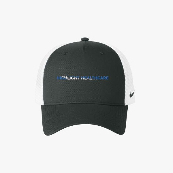 Nike Snapback Mesh Trucker Cap Thumbnail